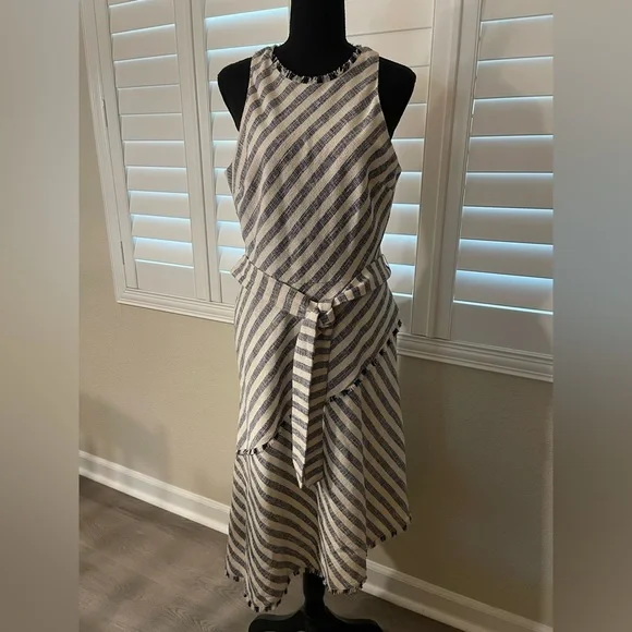 Banana Republic Asymmetrical Tweed Halter Sundress - Picture 4 of 8